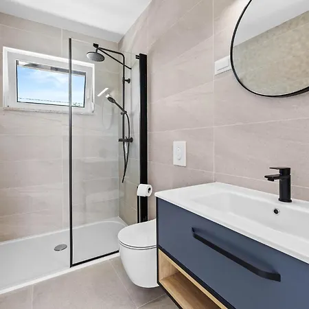 Luxurious In
